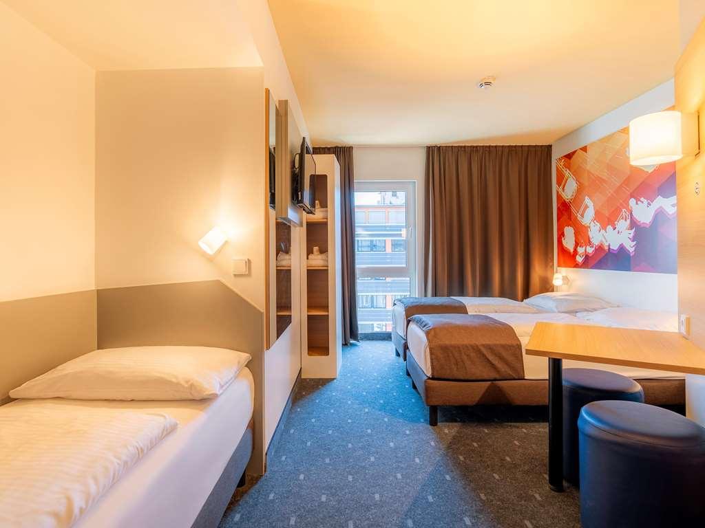 B&B Hotel Stuttgart-Bad Cannstatt 客房 照片